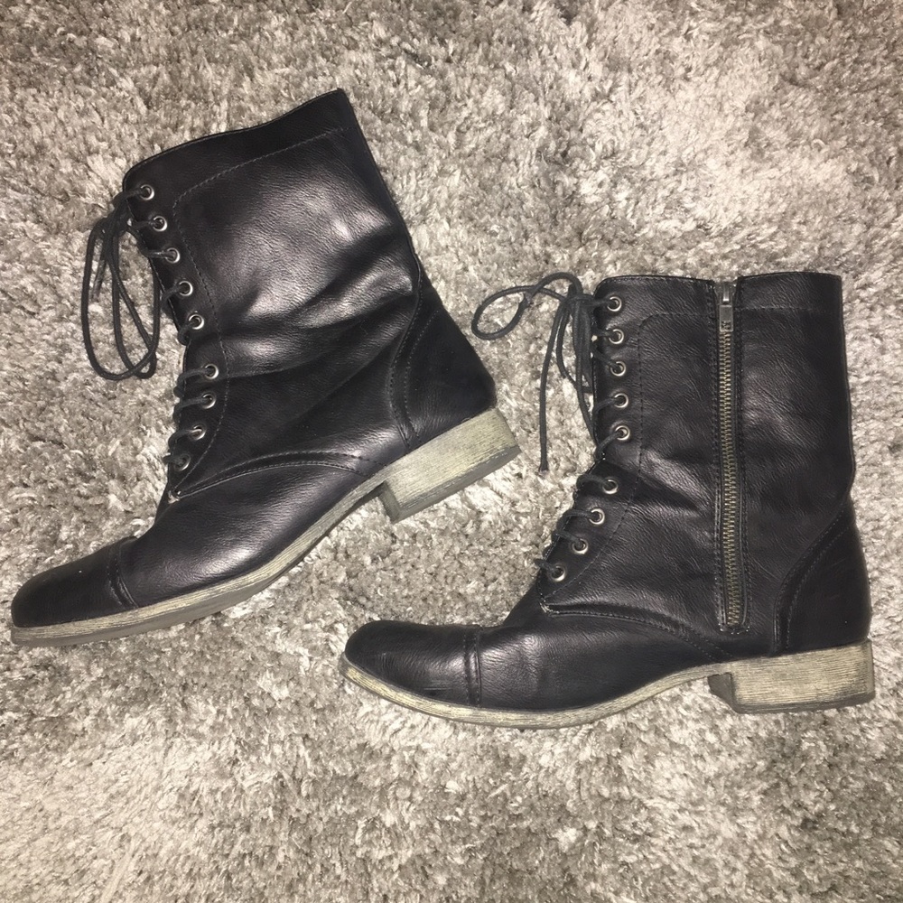 **Mia combat lace up boots